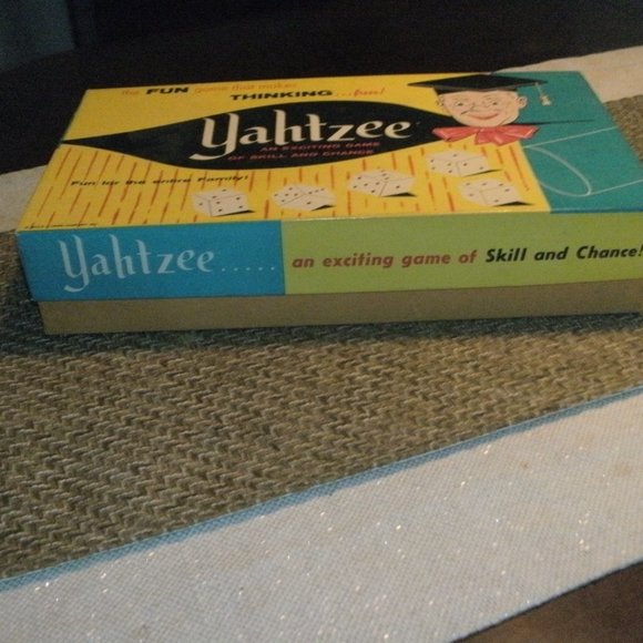 50s Vintage 1956 Yahtzee Game Original Box, Dice, Cup, Score Pads, Tokens, Rules - Picture 7 of 10